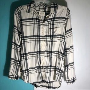 American Eagle Black and White Flannel